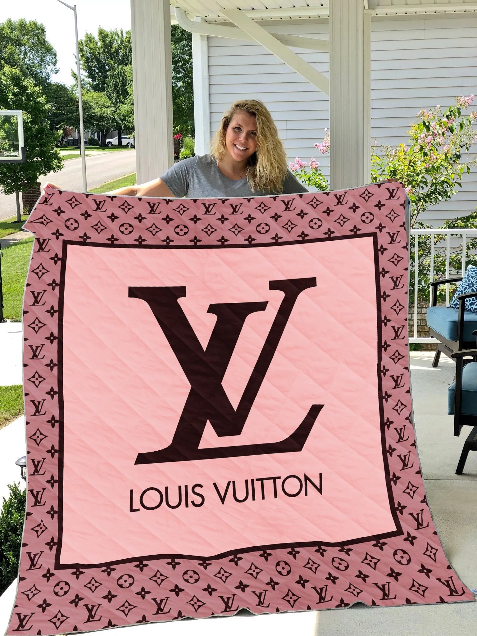 Luxury Pink Louis Vuitton blanket | ROSAMISS STORE