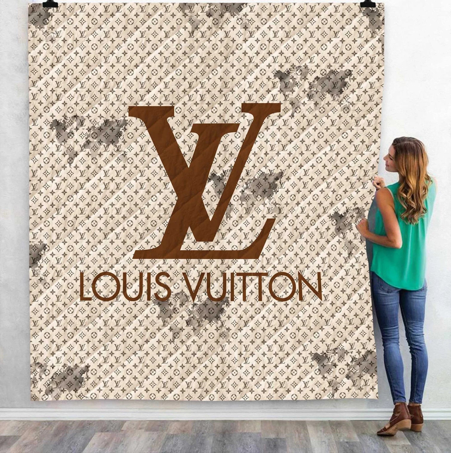 Beige Logo Louis Vuitton blanket ROSAMISS STORE MY luxurious home