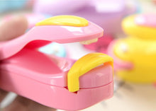 Load image into Gallery viewer, Portable household mini sealing machine food