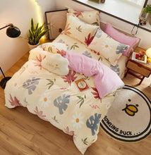 Load image into Gallery viewer, Winter Warm Plush Duvet Cover - Soft, Anti-Static King & Queen Bedding Set for Cozy Nights