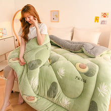 Load image into Gallery viewer, Winter lamb velvet thickened warm quilt winter double single comforter home cotton 6kg quilt core double-sided velvet quilt
