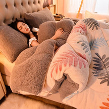 Load image into Gallery viewer, Winter Thickened Coral Fleece Quilt Double-Sided Fleece Thickened Soft Single Double Quilt Home King Queen Full Size Comforter