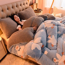 Load image into Gallery viewer, Winter Thickened Coral Fleece Quilt Double-Sided Fleece Thickened Soft Single Double Quilt Home King Queen Full Size Comforter