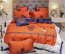 Load image into Gallery viewer, White and Orange Hermes bed set

