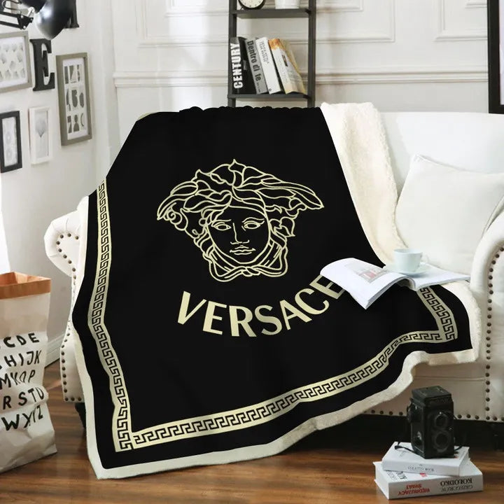 Black Medusa Pattern Versace blanket