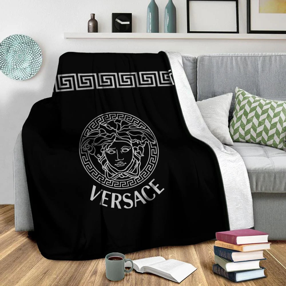 Black & White Versace Blanket | ROSAMISS STORE – MY luxurious home