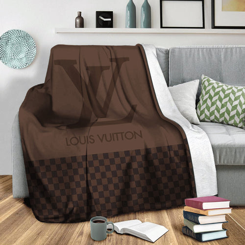 Brown pattern Louis Vuitton blanket