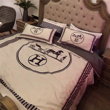 Load image into Gallery viewer, Browen Hermes bed set
